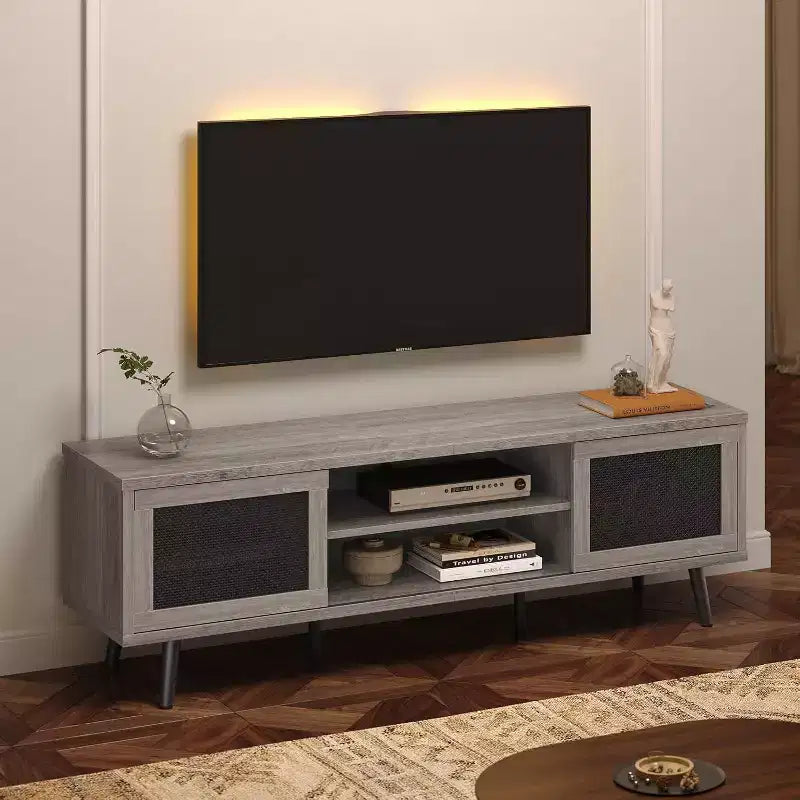 Meuble TV Bestier 63" style milieu de siècle pour téléviseurs jusqu'à 75", meuble TV avec placards de rangement et étagères ouvertes pour salon