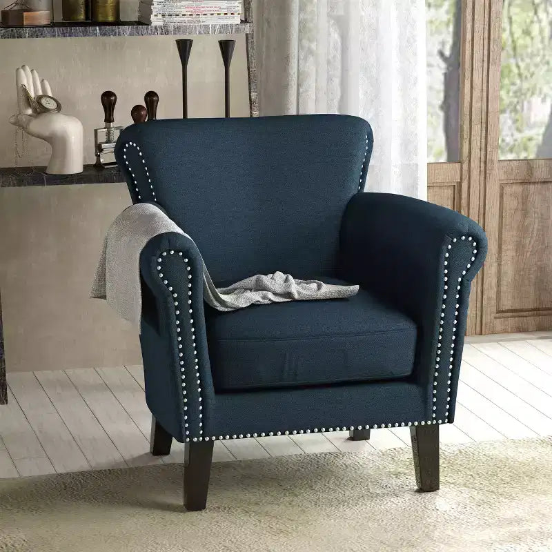 Fauteuil club contemporain en tissu Brice Christopher Knight Home avec clous décoratifs