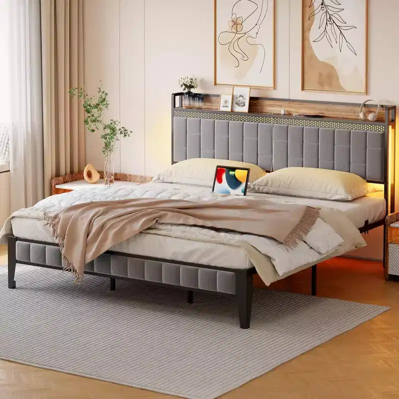 Cadre de lit complet COZONY avec tête et pied de lit en bois, éclairage LED réglable et station de charge, espace de rangement