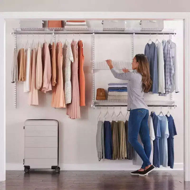 Kit d'organisation de placard DIY personnalisé Rubbermaid Configurations de 4 à 8 pieds, blanc
