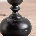 Table d'appoint sur pied noire et blanche Maxax