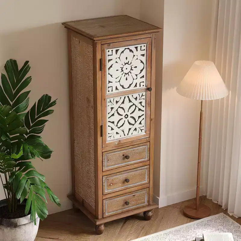Meuble de rangement haut rustique GDFStudio Brielle avec porte à découpes florales et tiroirs