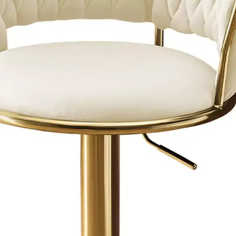 HomeRoots Lot de deux chaises de bar pivotantes à hauteur réglable avec dossier bas en velours beige et métal