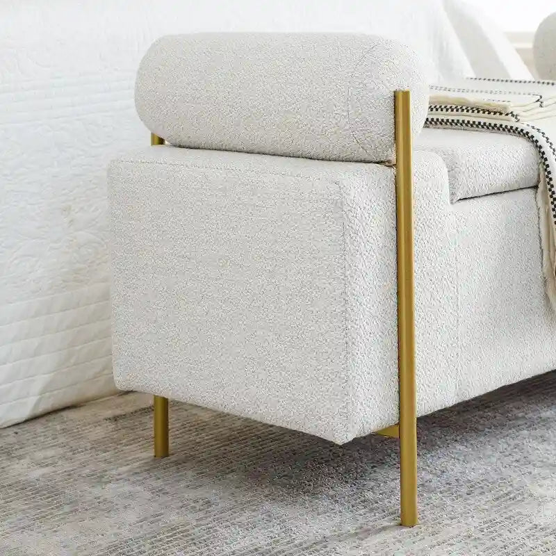 Banc de rangement ottoman en velours capitonné Morden, élégant repose-pieds avec accoudoirs roulés et pieds en fer pour chambre, couloir