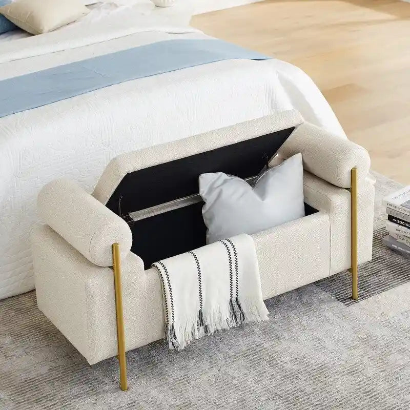 Banc de rangement ottoman en velours capitonné Morden, élégant repose-pieds avec accoudoirs roulés et pieds en fer pour chambre, couloir